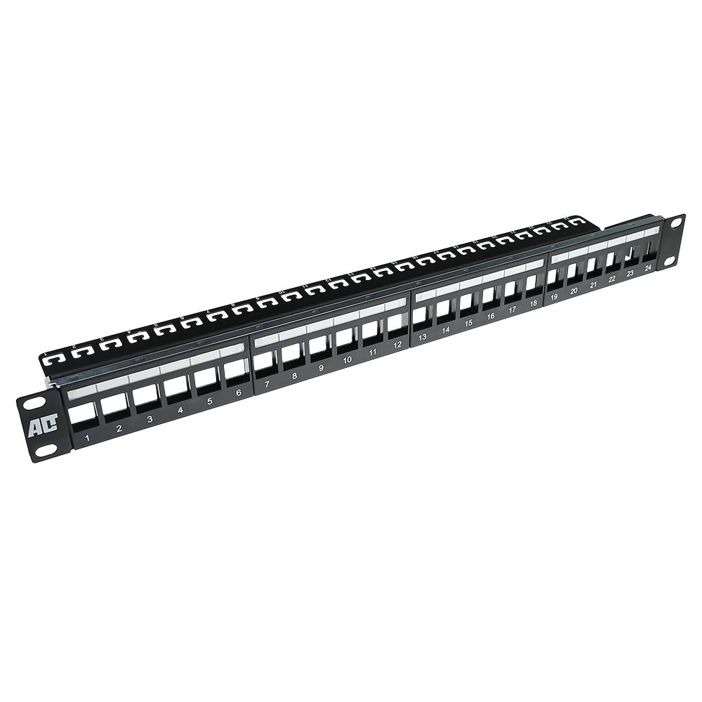 Patchpanel unloaded 24 ports