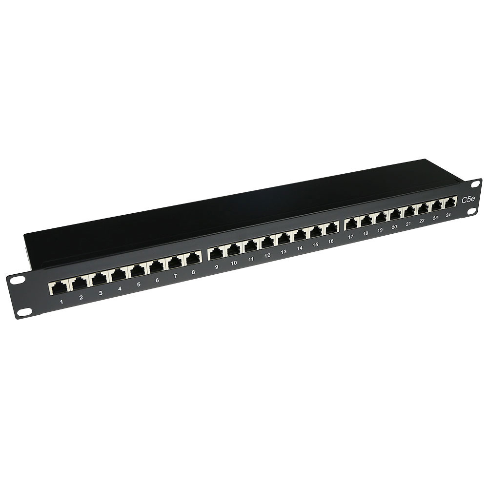 Patchpanel CAT5E shielded 24 ports with cover