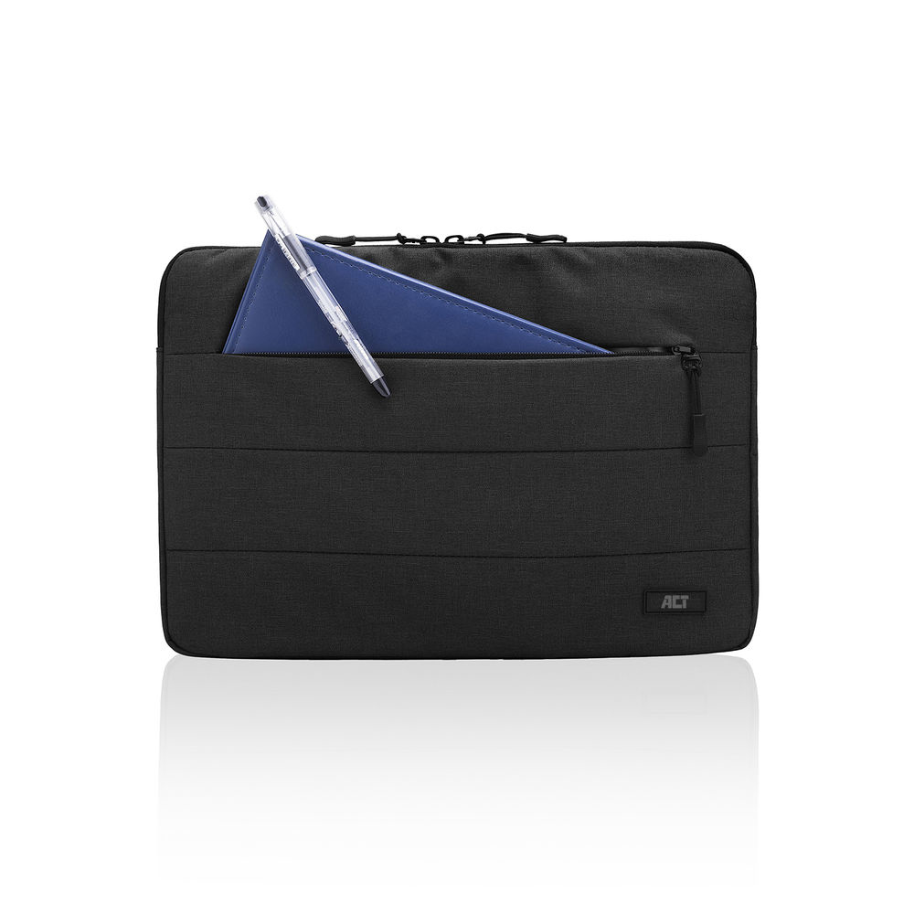 City laptop sleeve for laptops up to 13.3”, made from recycled plastic bottles