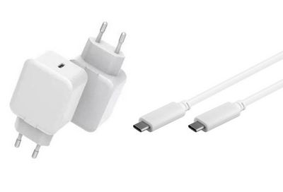 CoreParts USB-C Charger with 1meter USB-C Cable 20W 5V-12V/1.5A-3A Output: USB-C PD QC3.0, Input: 110-230V EU Plug, for mobile