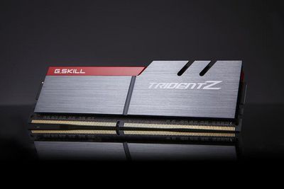 G.Skill TridentZ Series DDR4 SDRAM 32GB kit CL16 Ikke-ECC DIMM 288-PIN